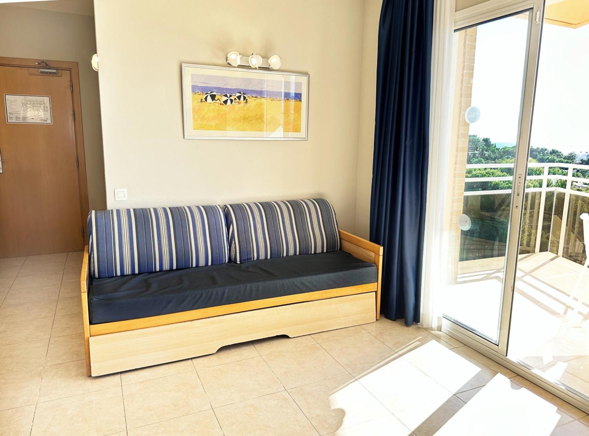 Aparthotel Sunclub Salou Quarto foto